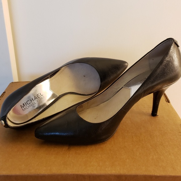 michael kors flex pump black